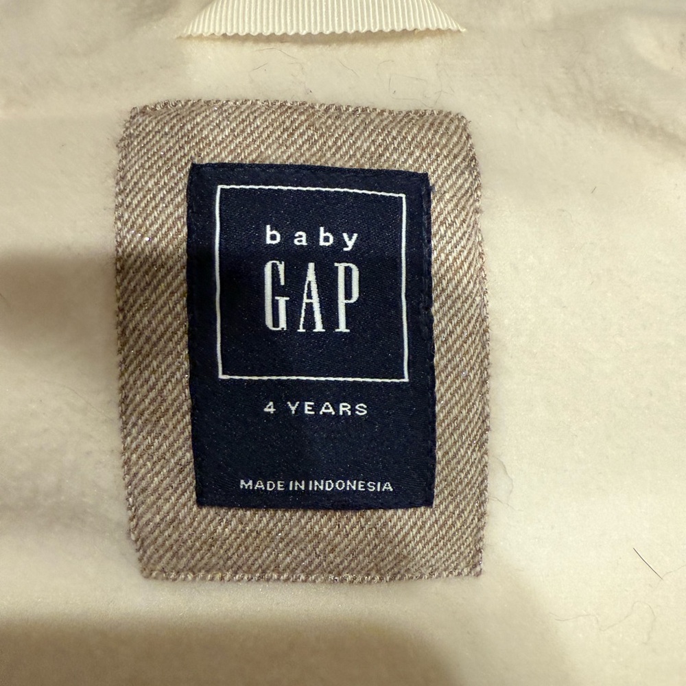 GAP Girls Cream Faux Fur Hooded Vest - Picture 9 of 10